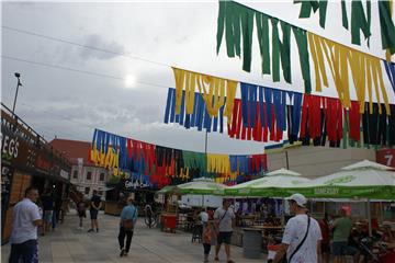 Novinari i gradonačelnik obišli Špancirfest