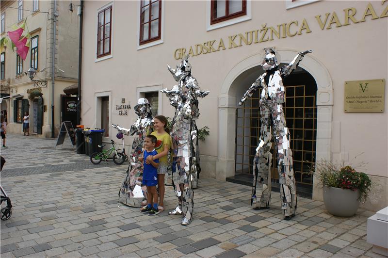 Novinari i gradonačelnik obišli Špancirfest