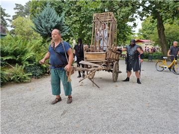 Renesansni festival u Koprivnica - tradicionalna kostimirana povorka