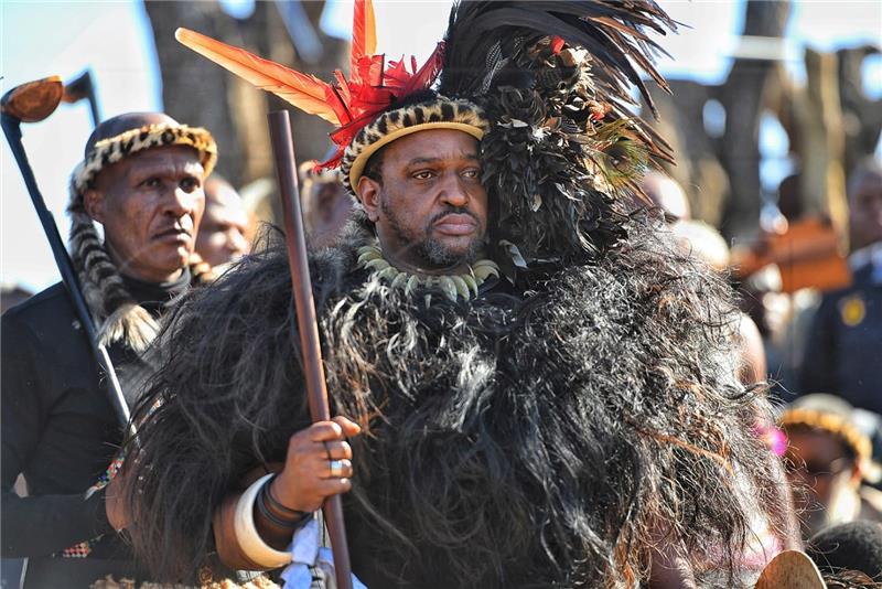 SOUTH AFRICA ZULU KING CROWNING