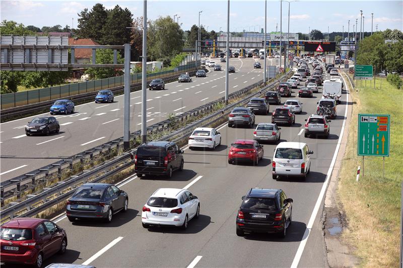 HAK: Tuča i velike količine vode na dionici A6 Vrbovsko-Delnice