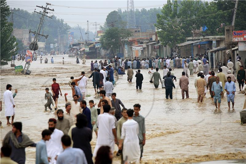 PAKISTAN FLOODS