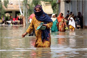 PAKISTAN FLOODS