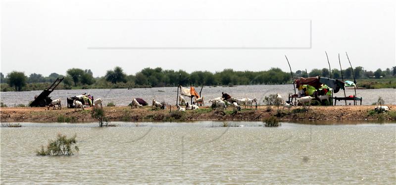 PAKISTAN FLOODS