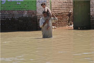 PAKISTAN FLOODS