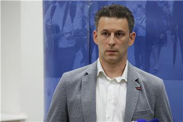 Izvanredna konferencija za medije Mosta