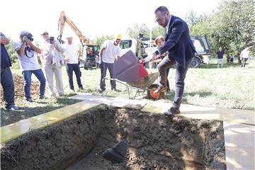 Tomašević otvorio radove na gradnji novog dječjeg vrtića u Ivanjoj Reki