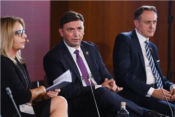 Bledski strateški forum: Panel "EU i Zapadni Balkan: Tko je spreman?"