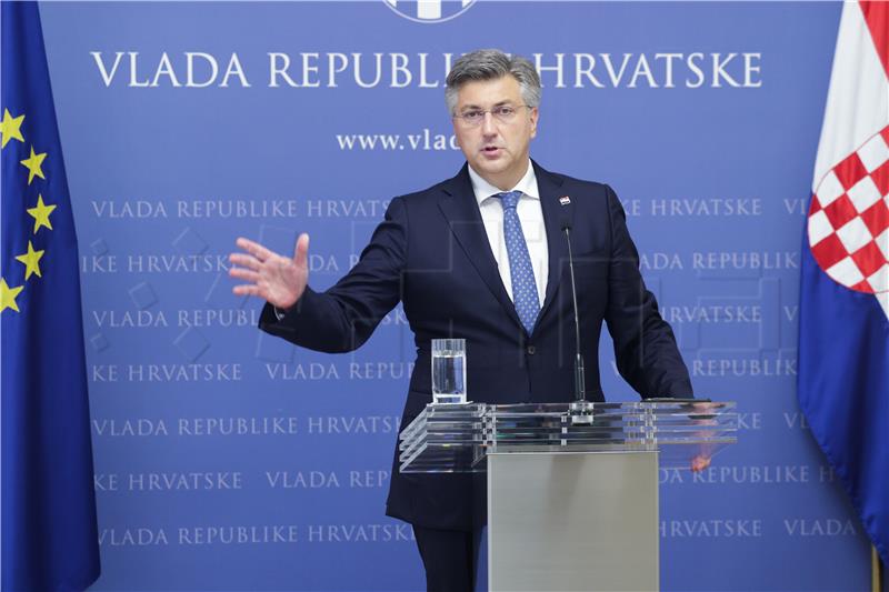 Plenković: Afera s plinom - grozomorna, trpimo štetu, ali su institucije djelovale(2)