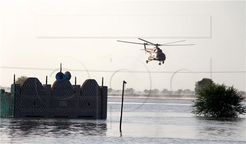 PAKISTAN FLOOD