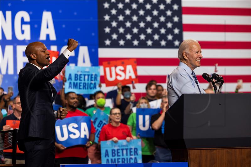 Biden optužio "ekstremističke" Trumpove saveznike za ugrožavanje demokracije