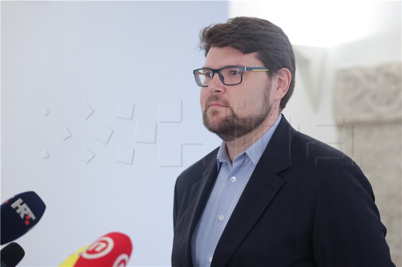 Grbin: Opposition does not hate HDZ, HDZ hates Croatia