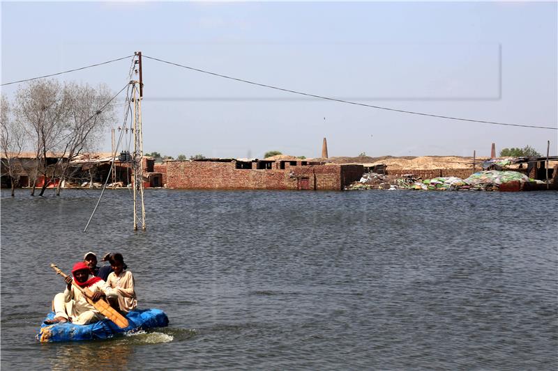 PAKISTAN FLOOD