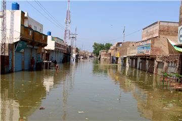 PAKISTAN FLOOD