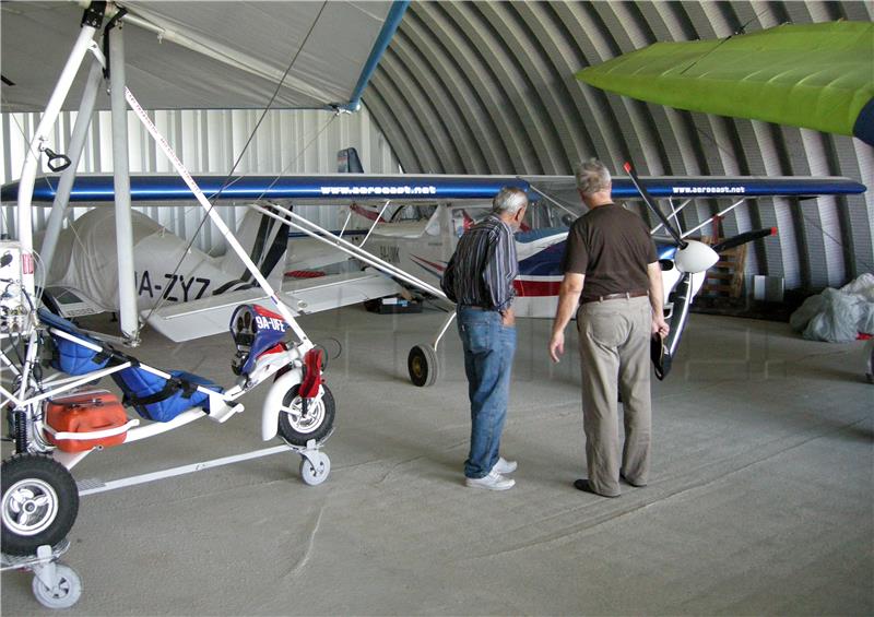 U Sisku održan dosad najveći Aeromiting