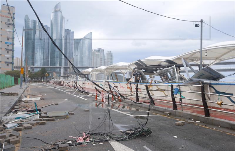 SOUTH KOREA TYPHOON HINNAMNOR