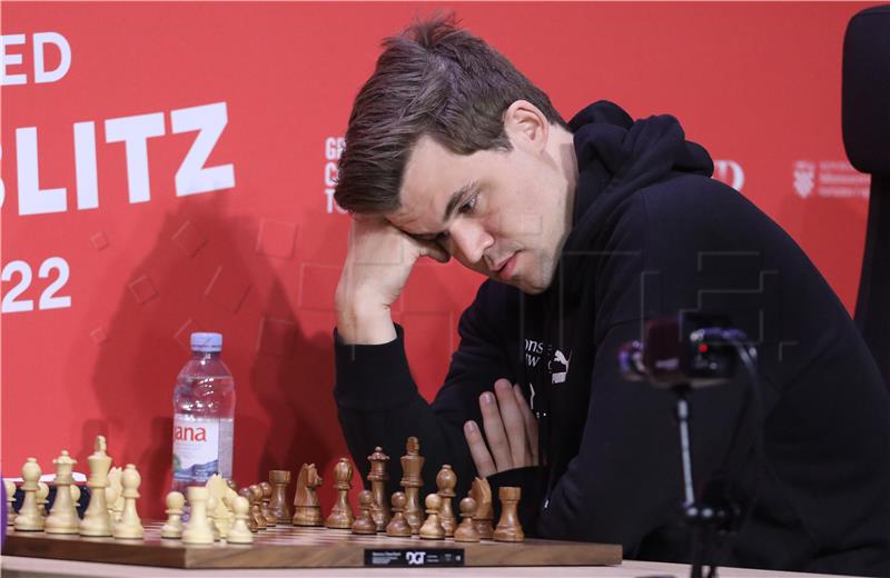 Sinquefield kup: Magnus Carlsen napustio turnir