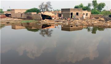 PAKISTAN FLOOD