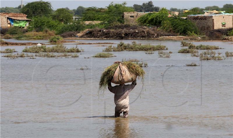 PAKISTAN FLOOD