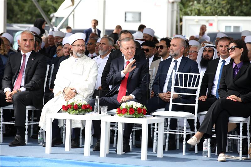 Milanović i Erdogan na otvorenju Islamskog kulturnog centra Sisak