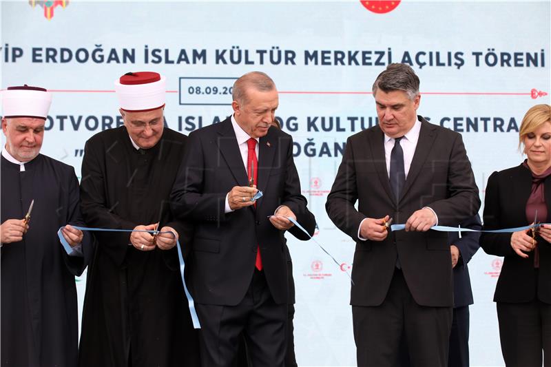 Milanović i Erdogan na otvorenju Islamskog kulturnog centra Sisak