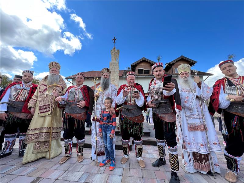 Patrijarh srpski Porfirije predvodio liturgiju u Jasenovcu