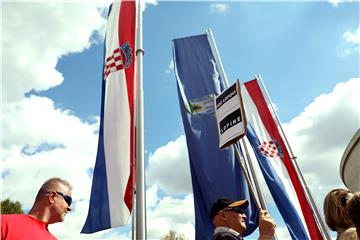 Prosvjed pokreta "Slobodni zajedno" u vezi ostavke Vlade i prijevremenih izbora