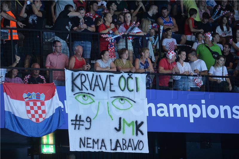 Navijači pred finale Europskog prvenstva u Vaterpolu, Hrvatska - Mađarska