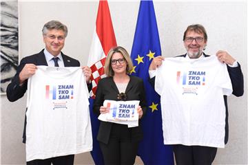 Hrvatska i lokalni čelnici pozvali Hrvate da se ne boje izjasniti na popisu u Srbiji