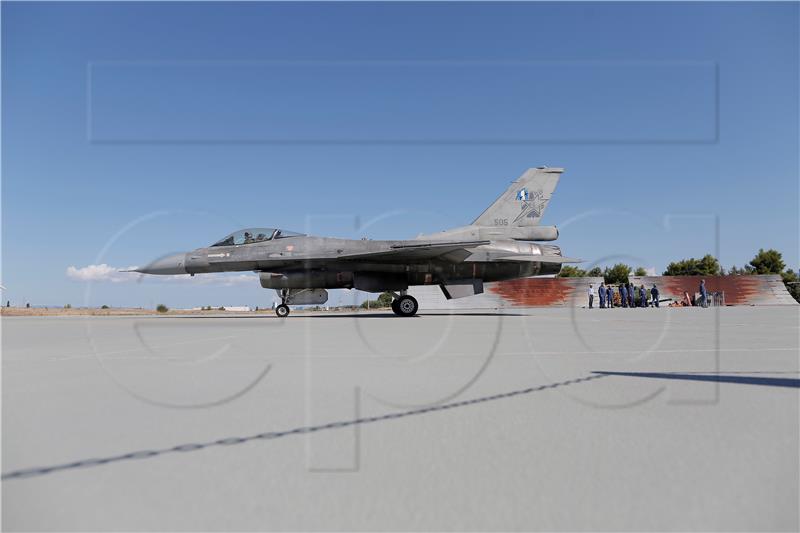 GREECE DEFENSE AIRFORCE F16 VIPER JETS