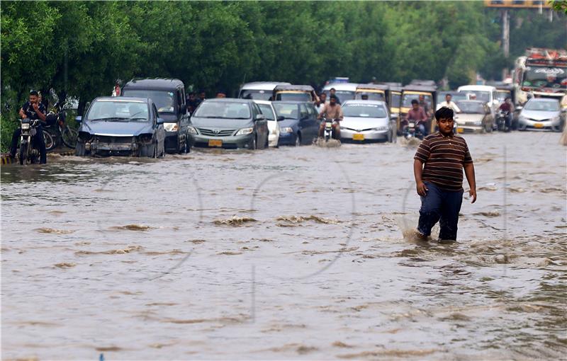 PAKISTAN FLOODS