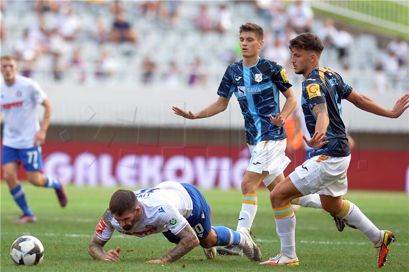 Zaostala utakmica 2. kola HNL-a Hajduk - Rijeka