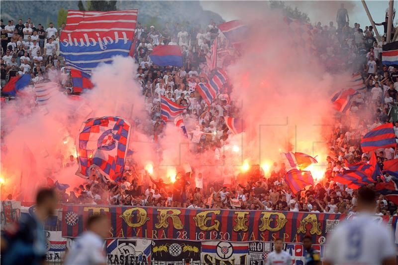 Zaostala utakmica 2. kola HNL-a Hajduk - Rijeka