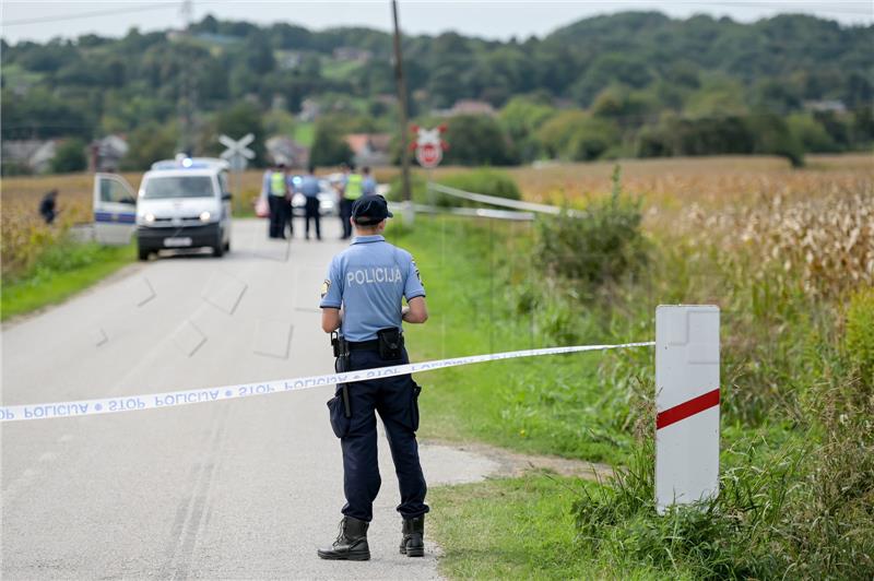 Koprivnica: Vlak naletio na automobil, poginula žena i četverogodišnje dijete