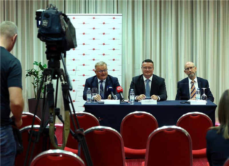 Konferencija za medije zajednice općina i županija i Udruga gradova u RH 