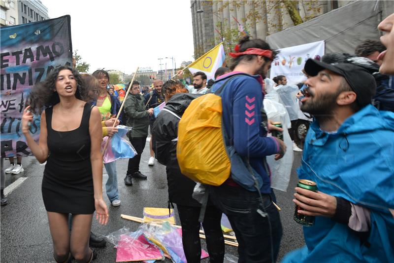 Počela povorka Europride u Beogradu