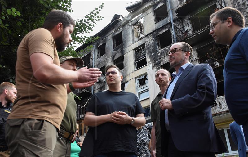 Češka traži posebni sud nakon otkrića masovnih grobnica u Izjumu