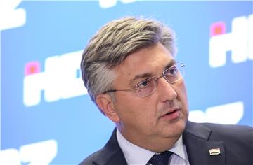 Premijer Plenković negativan na koronavirus