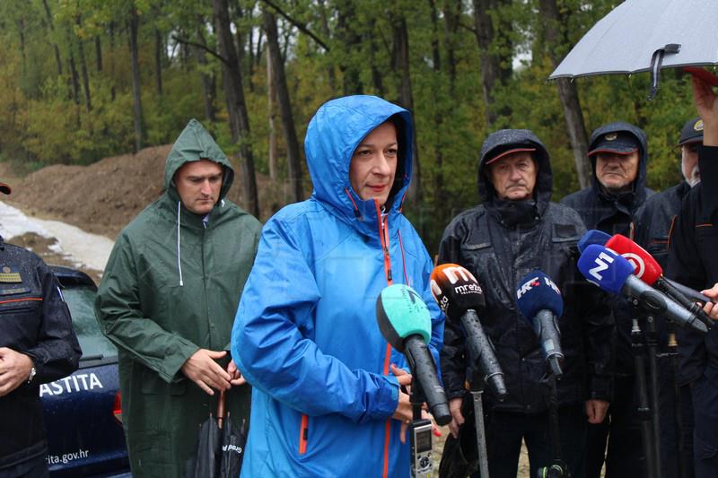 Izjave za medije povodom vrha vodenog vala na području Petrinje