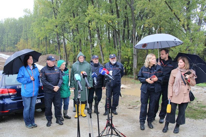 Izjave za medije povodom vrha vodenog vala na području Petrinje