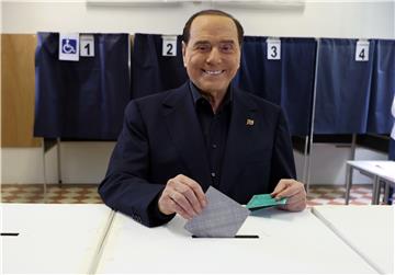 Berlusconi na TikToku, glasovi mladih na talijanskim izborima nikad važniji