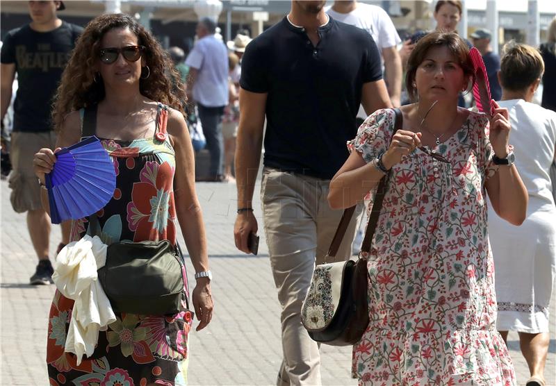 2021 census shows shares of Croats and atheists rise in Croatia's population