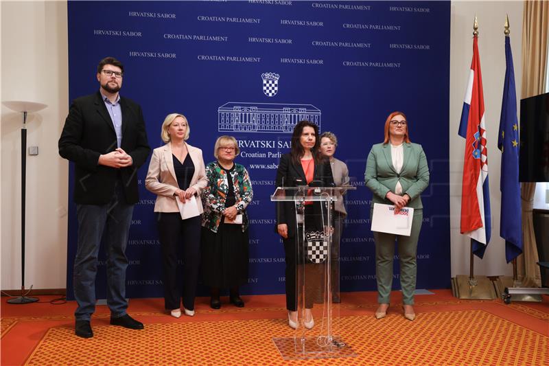 Konferencija za medije Klubova zastupnika progresivne oporbe