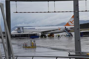 Zrakoplov Freebird Airlinesa u Zračnoj luci Dubrovnik