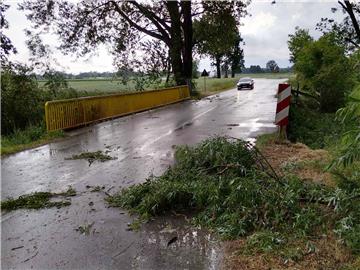 Tuča veličine lješnjaka pogodila Hrvatsko zagorje