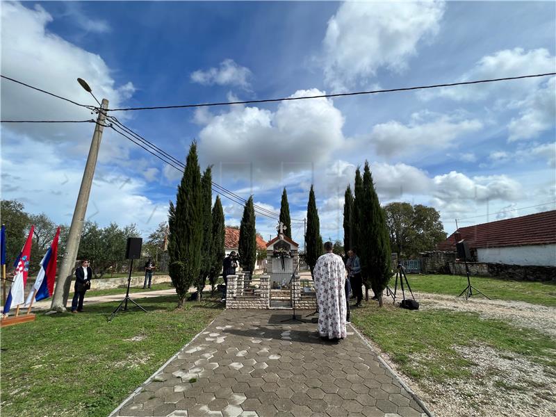 Obilježena 27. godišnjica zločina nad srpskim civilima u Varivodama