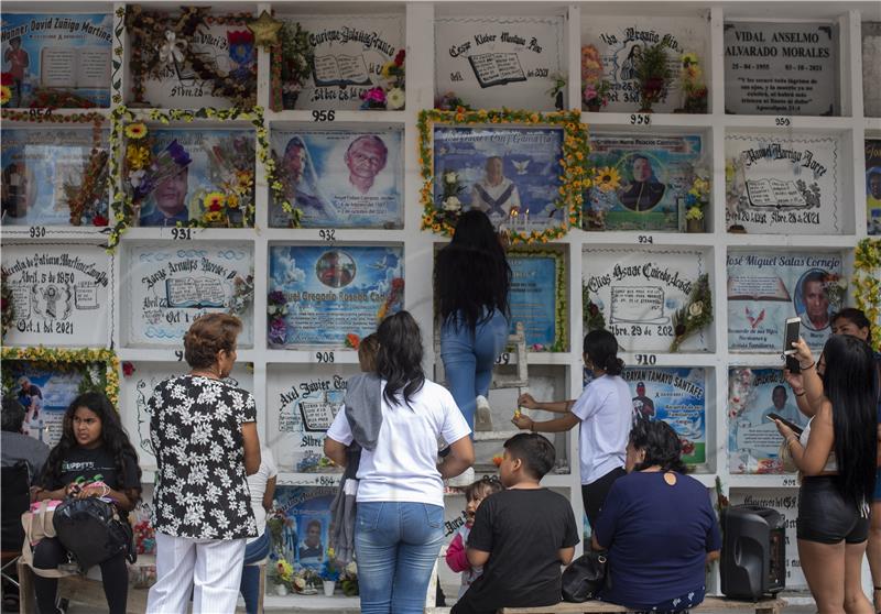 ECUADOR PRISONS