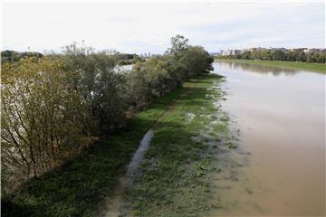 Rijeka Sava izlila se iz korita