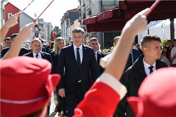 Plenković  otvorio tradicionalnu 24. manifestaciju "Jesen u Lici"