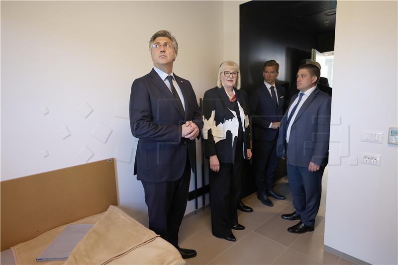 Zadar: Premijer Plenković na otvorenju Studentskog doma i restorana Diadora